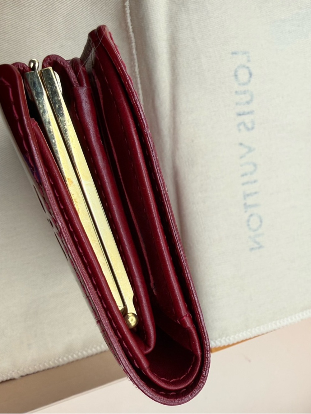 Louis Vuitton Red Vernis Monogram Patent Leather Wallet - Picture 3 of 12